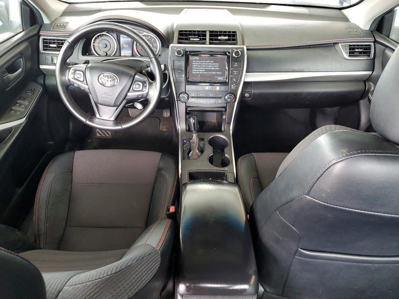 2016 TOYOTA CAMRY