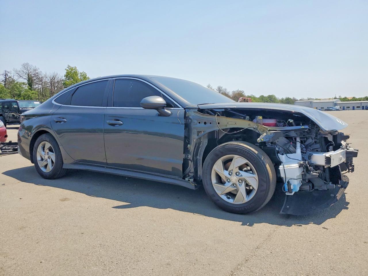 2025 HYUNDAI SONATA SE