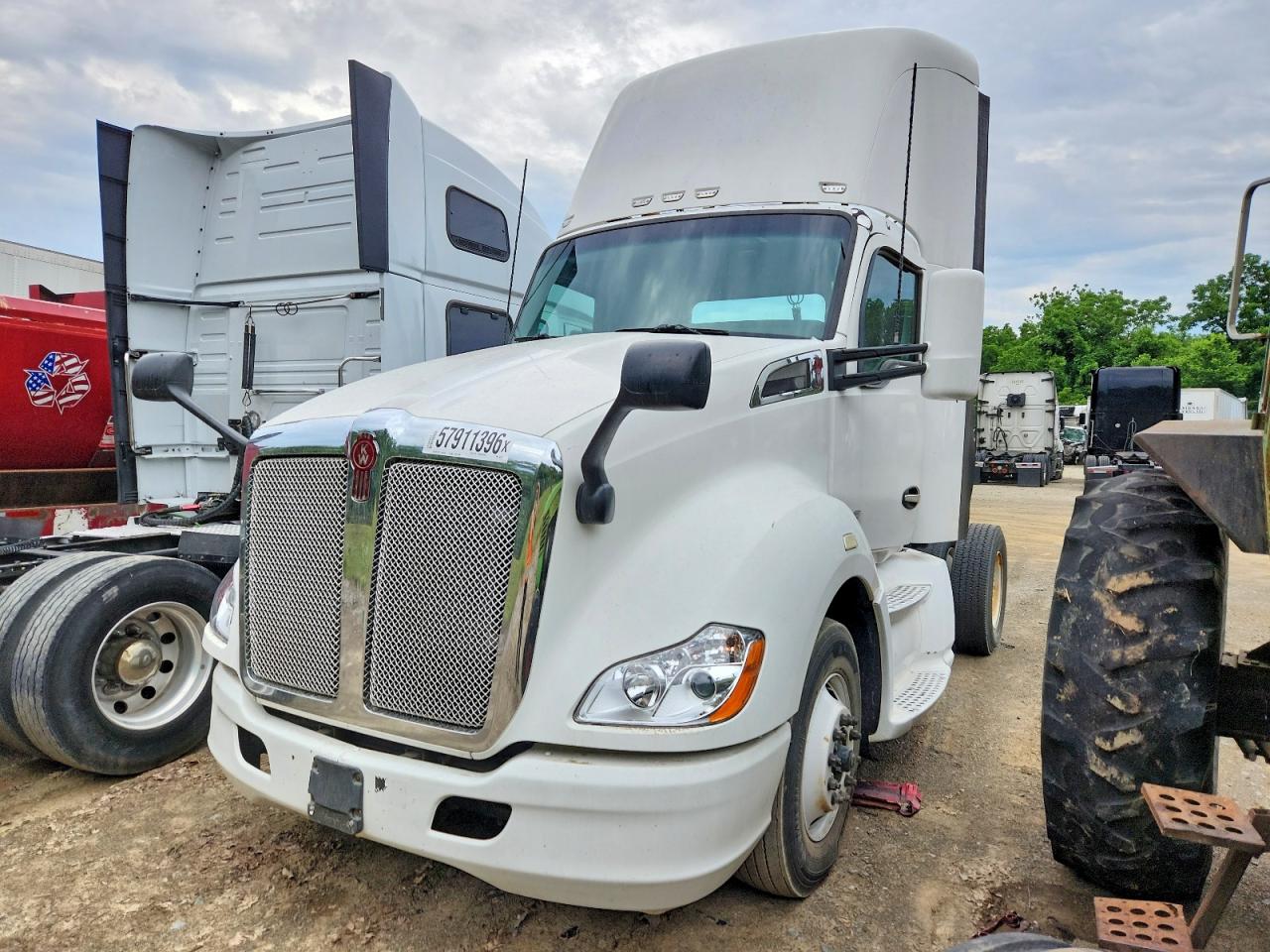 2015 KENWORTH ALL OTHER