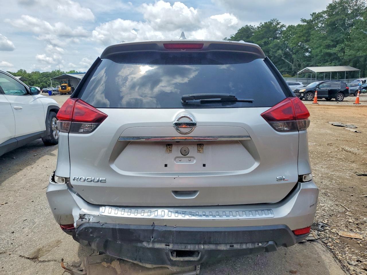 2018 NISSAN ROGUE