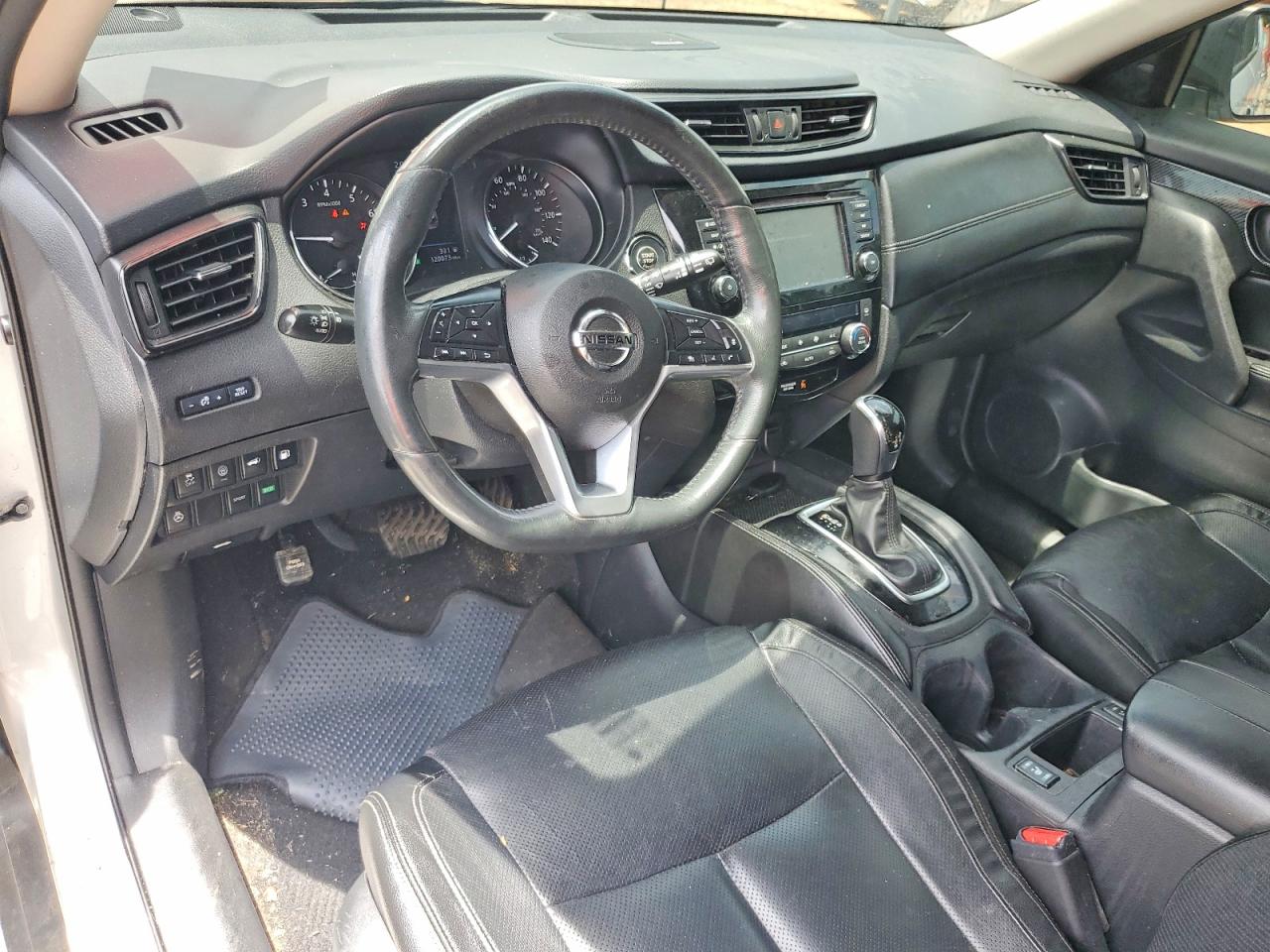 2018 NISSAN ROGUE