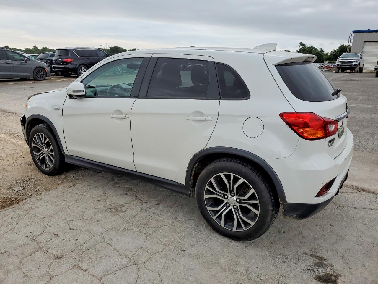2019 MITSUBISHI OUTLANDER