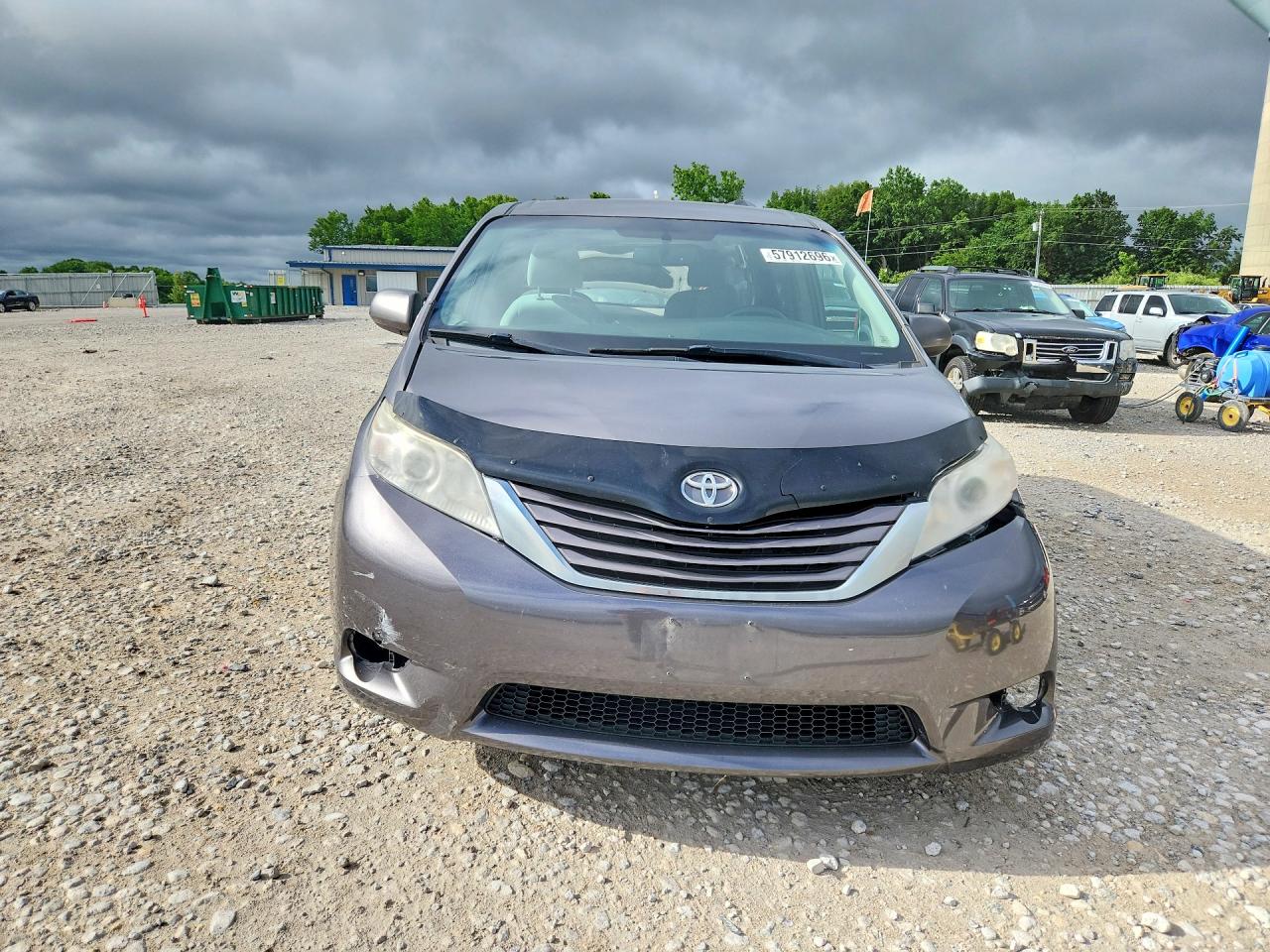 2017 TOYOTA SIENNA