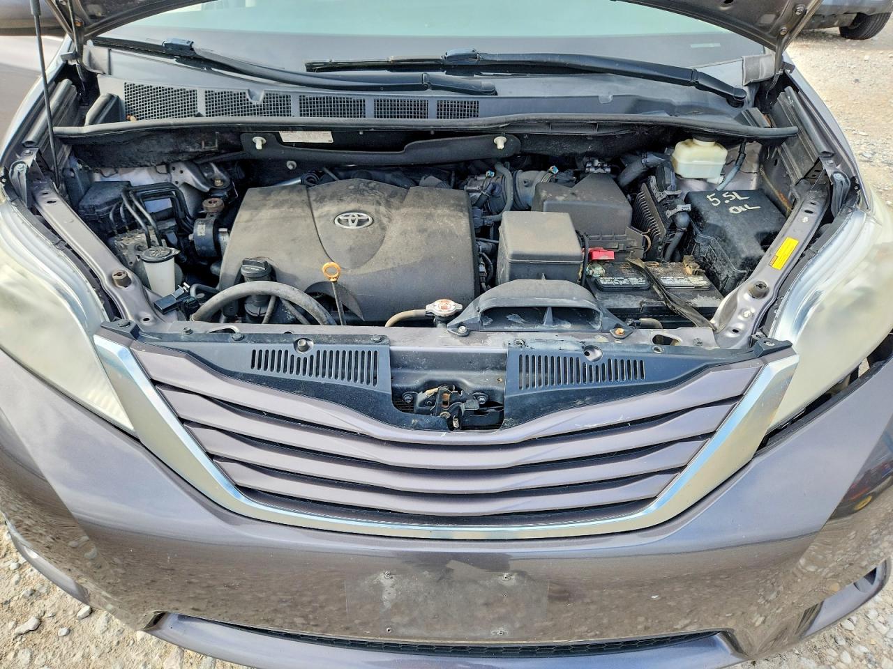 2017 TOYOTA SIENNA