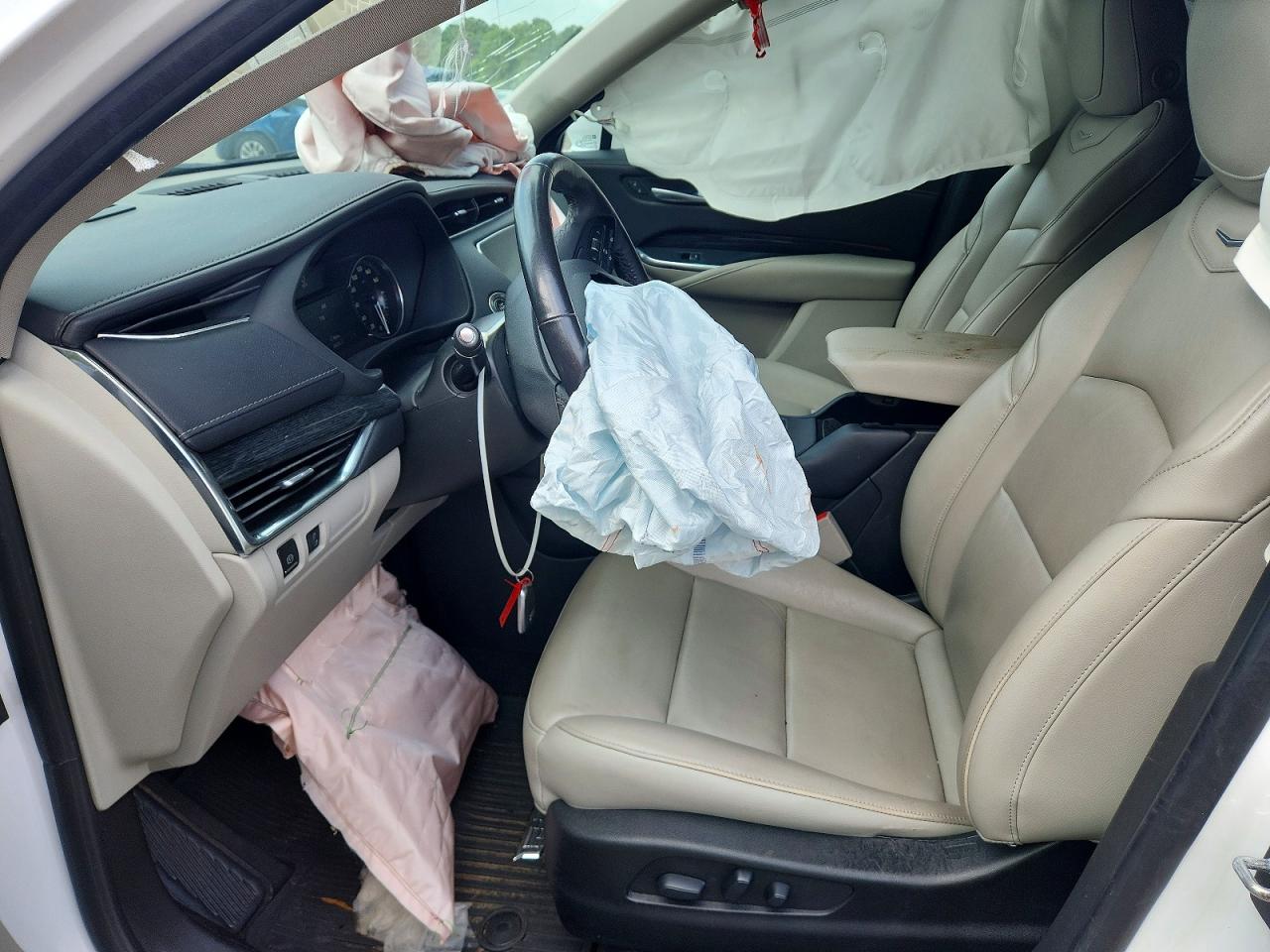 2019 CADILLAC XT4