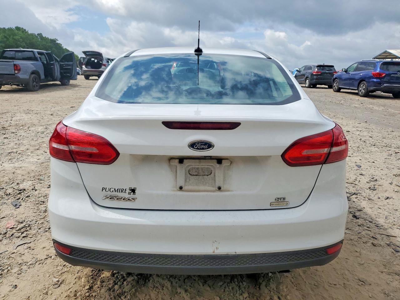 2017 FORD FOCUS