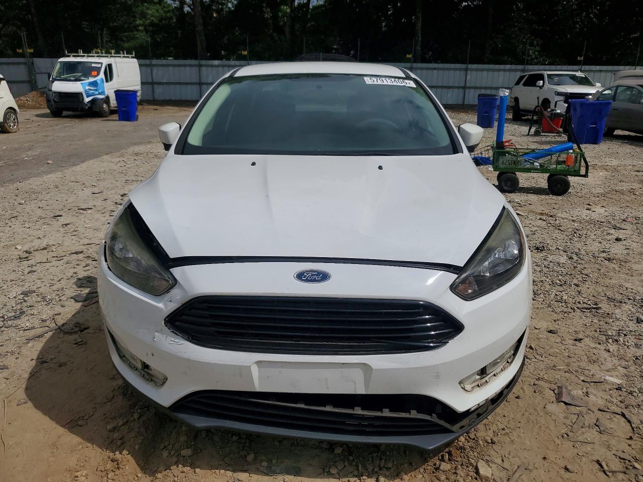 2017 FORD FOCUS