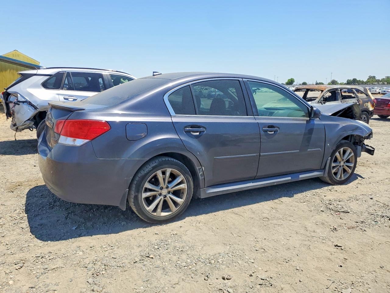 2013 SUBARU LEGACY