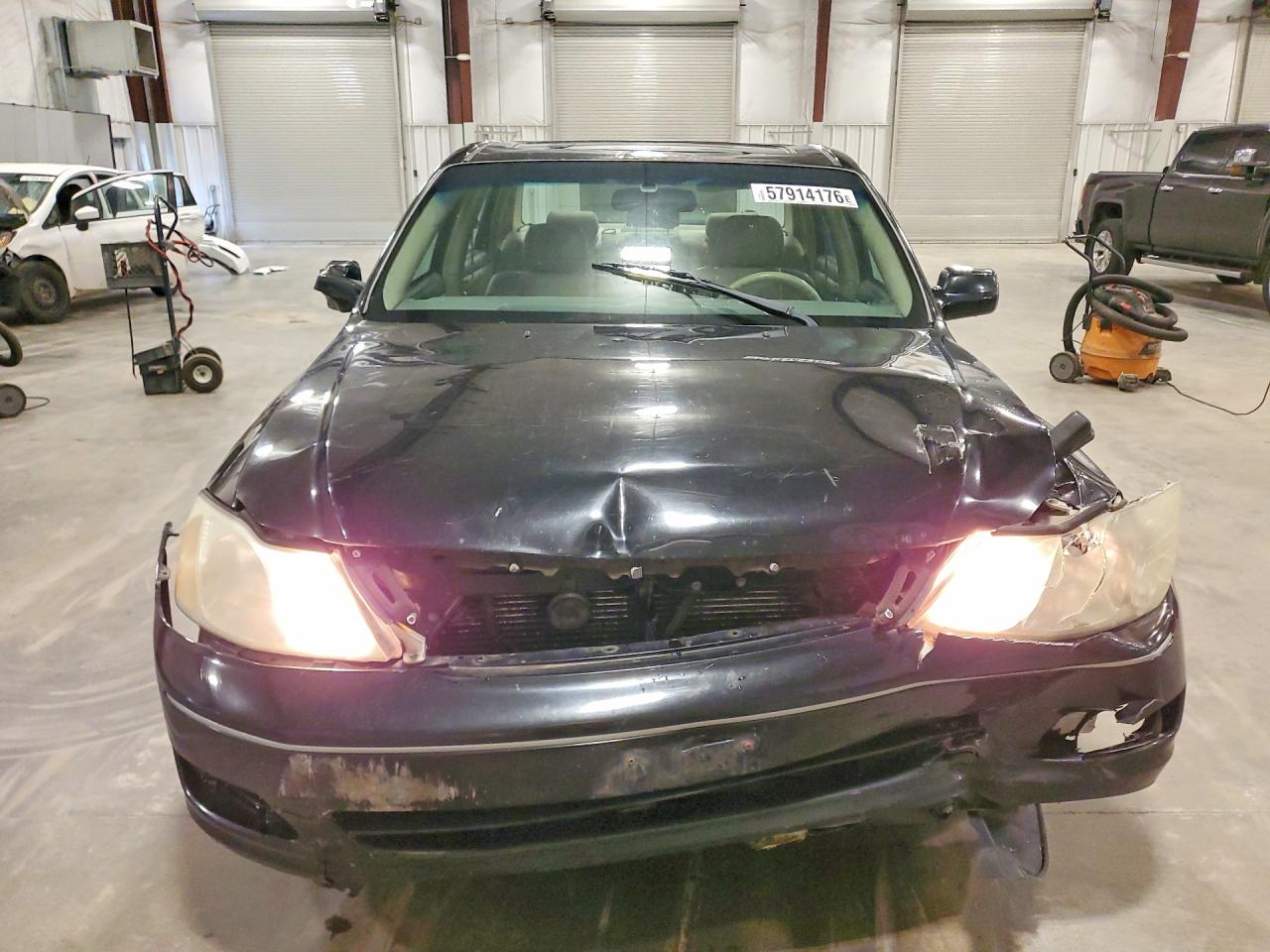 2002 TOYOTA AVALON