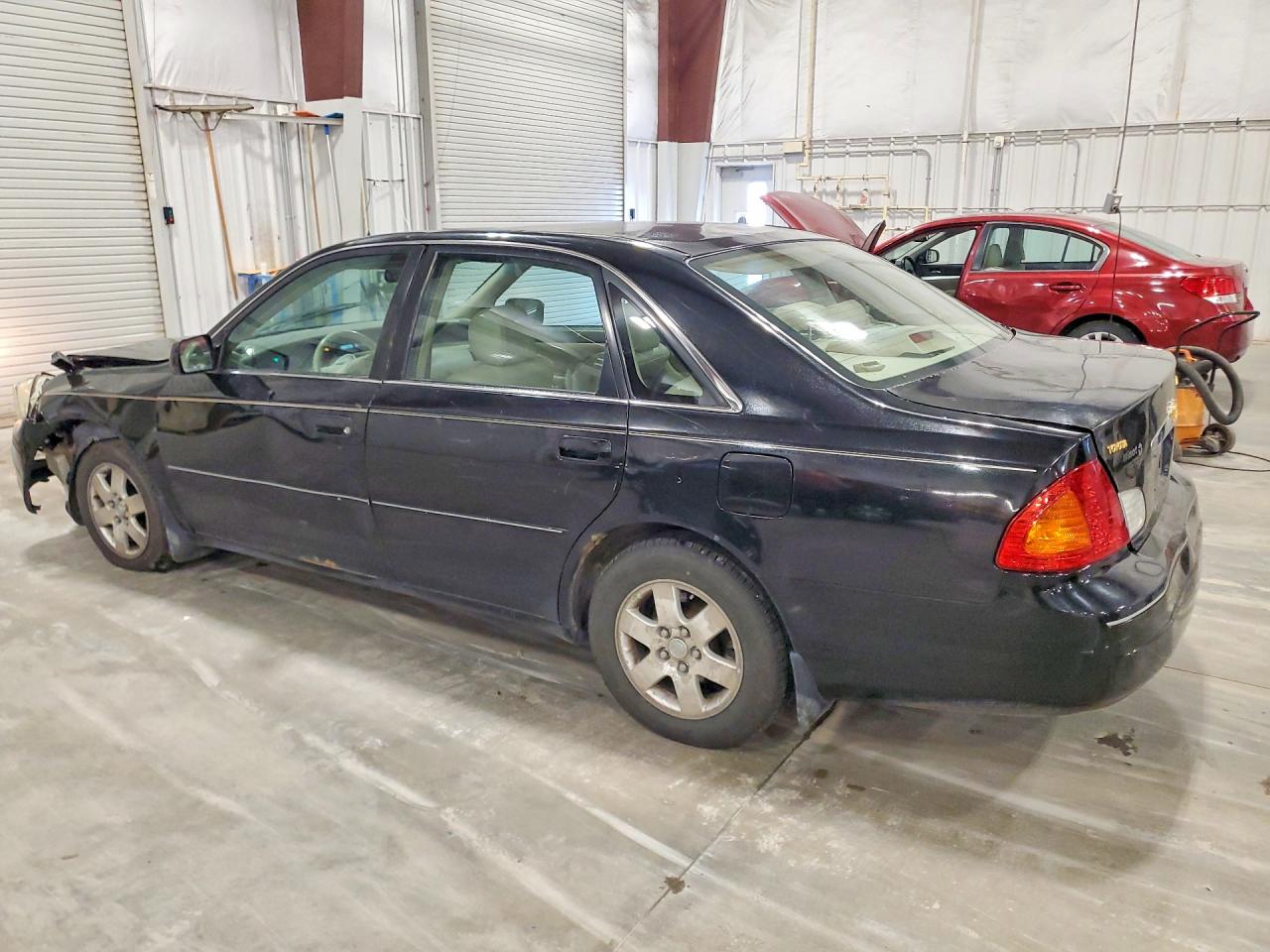 2002 TOYOTA AVALON