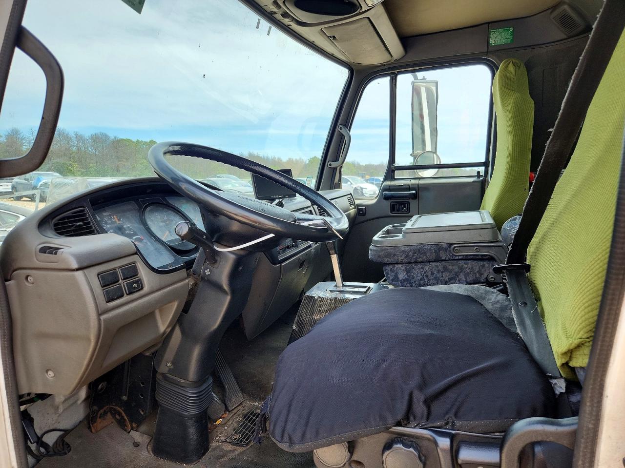 2005 NISSAN DIESEL ALL OTHER