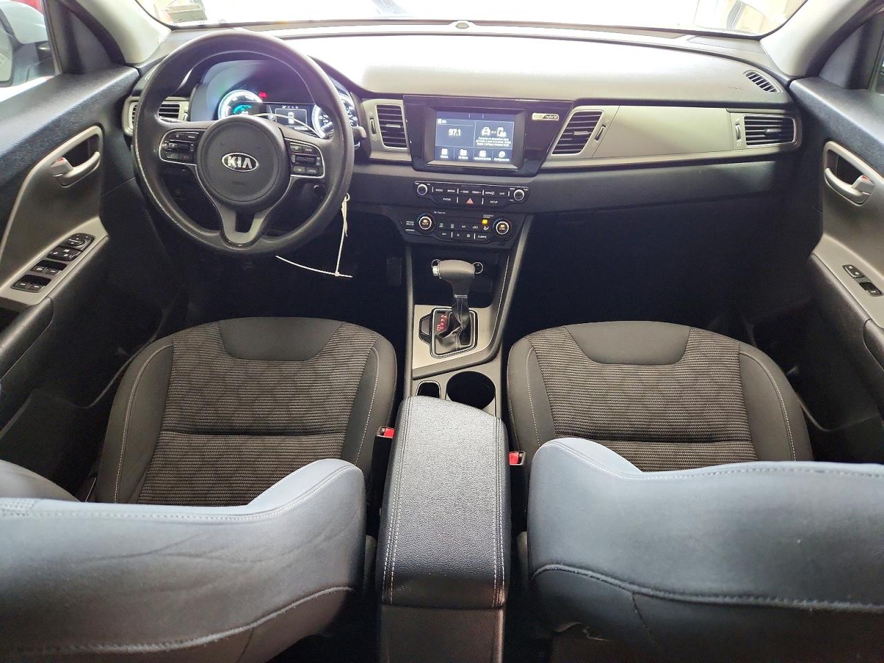 2017 KIA NIRO