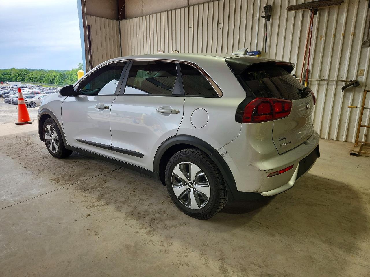 2017 KIA NIRO