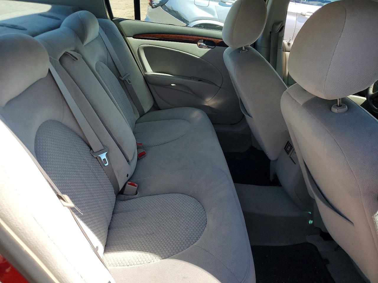 2010 BUICK LUCERNE