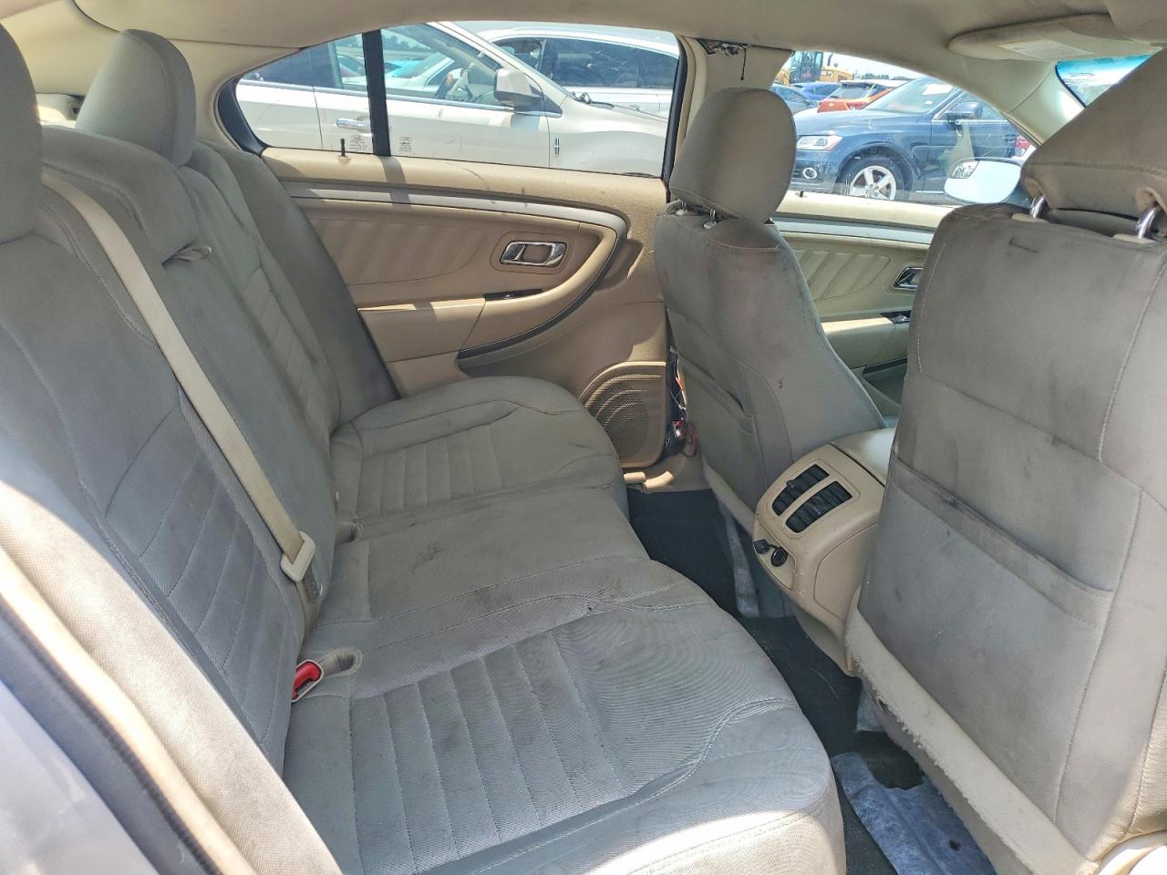 2016 FORD TAURUS
