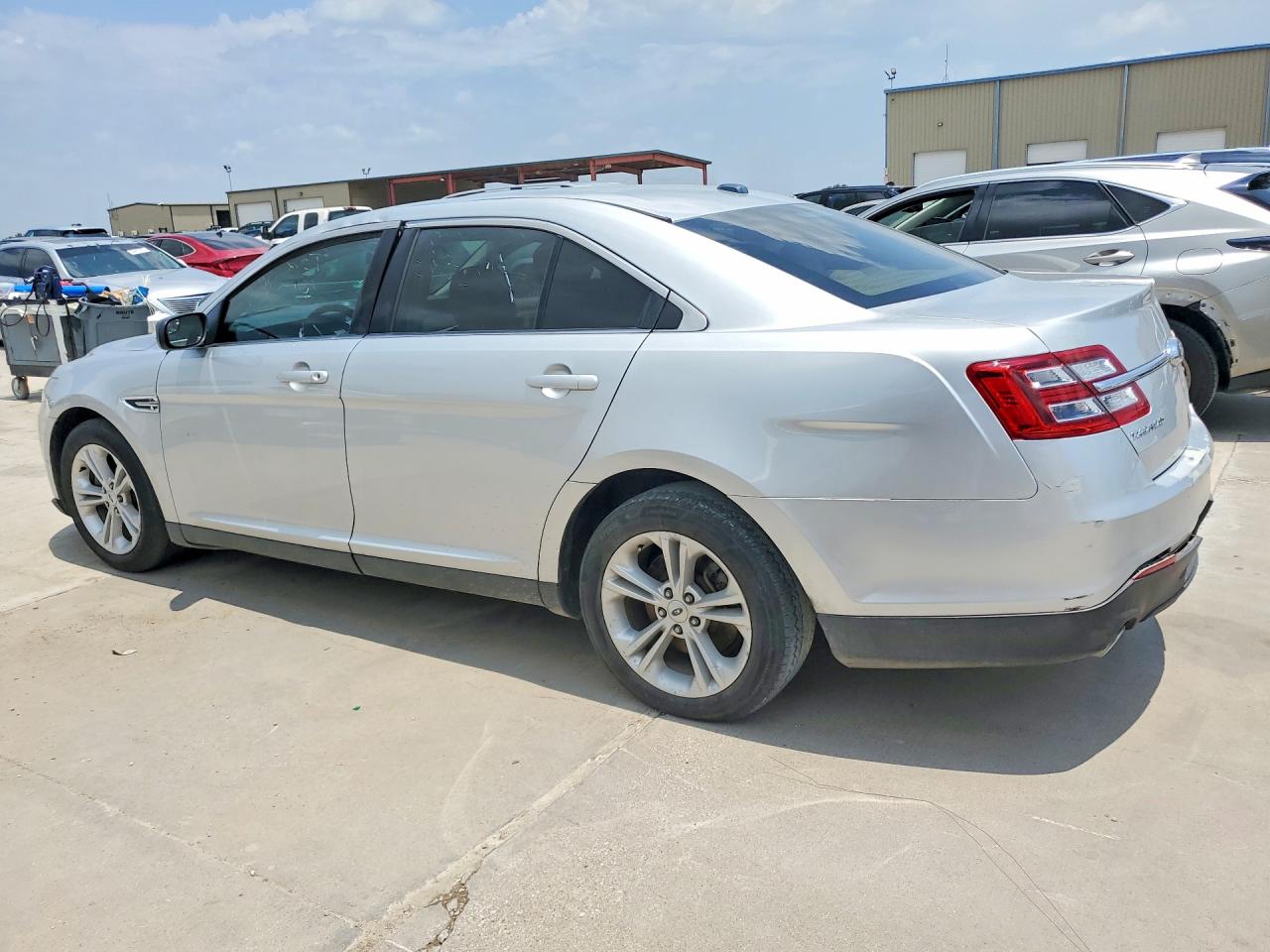 2016 FORD TAURUS