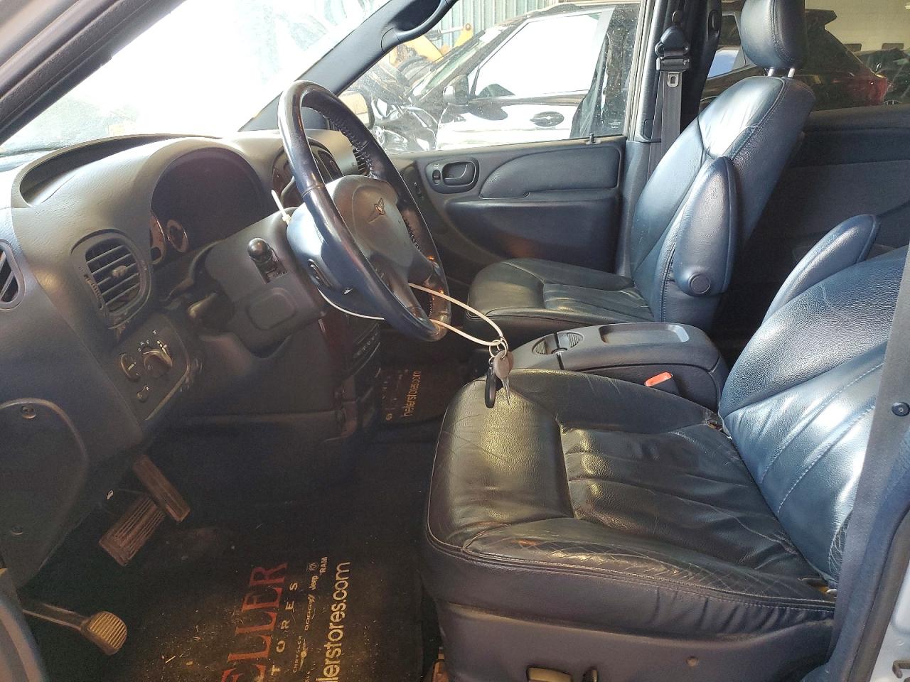 2002 CHRYSLER MINIVAN