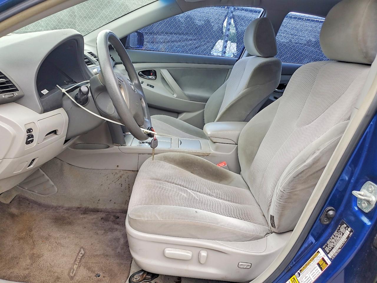 2010 TOYOTA CAMRY