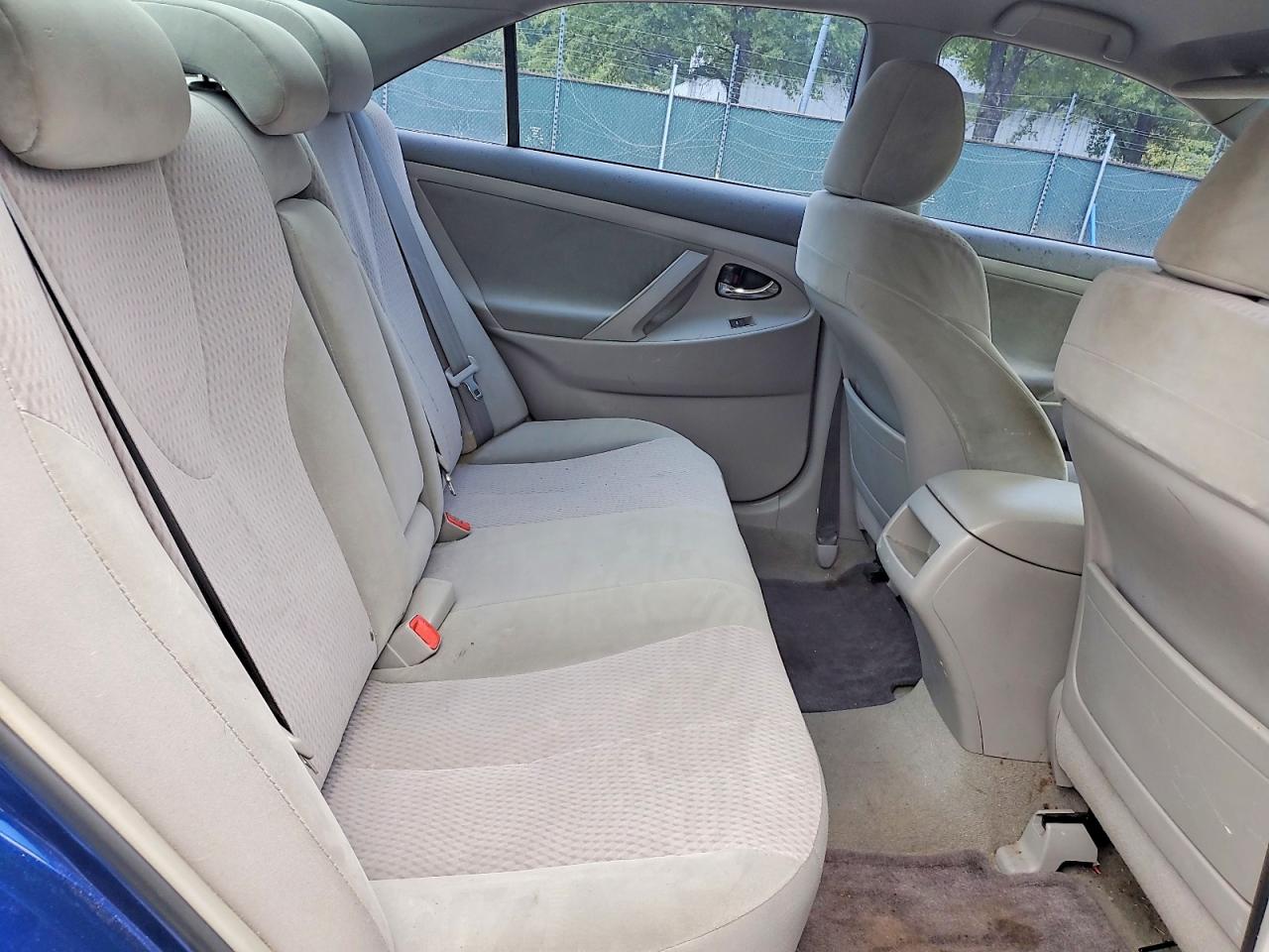 2010 TOYOTA CAMRY