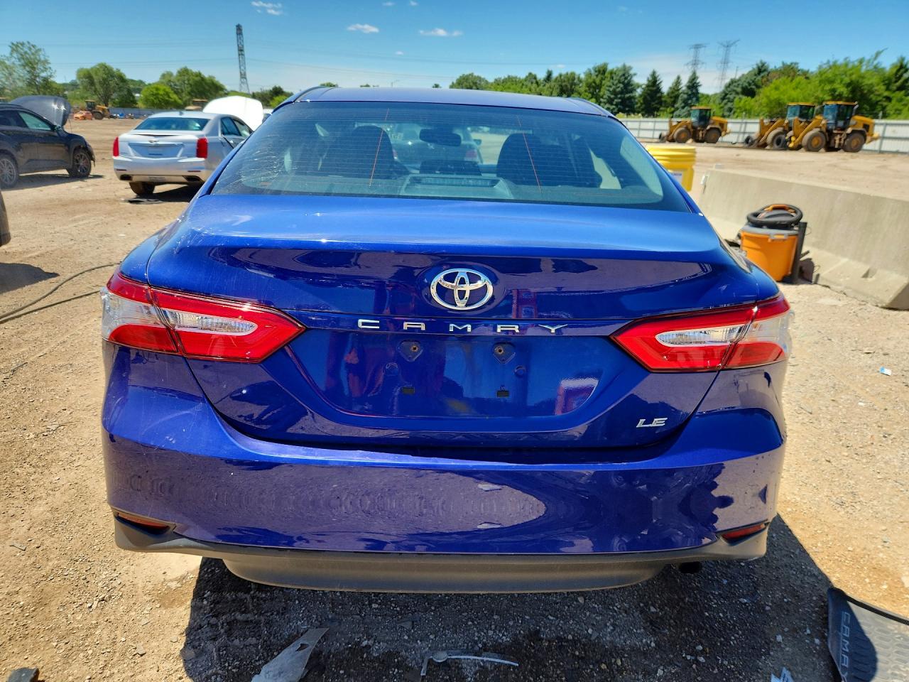 2018 TOYOTA CAMRY