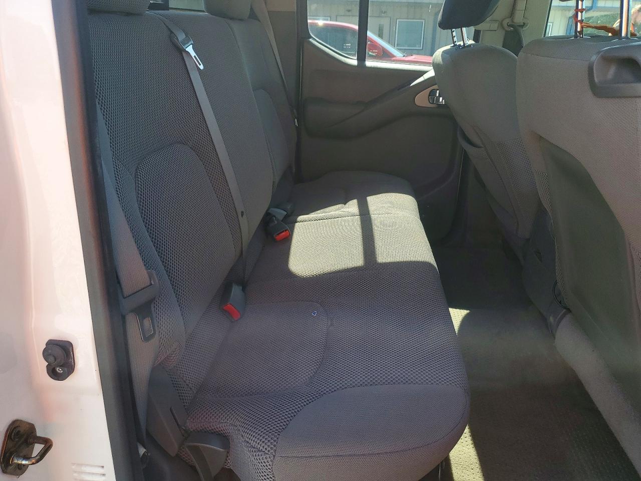 2014 NISSAN FRONTIER