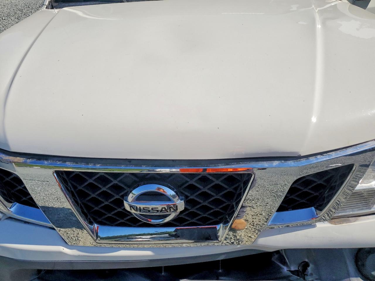 2014 NISSAN FRONTIER