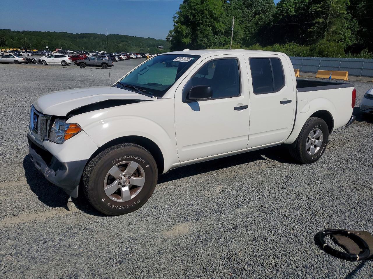 2014 NISSAN FRONTIER