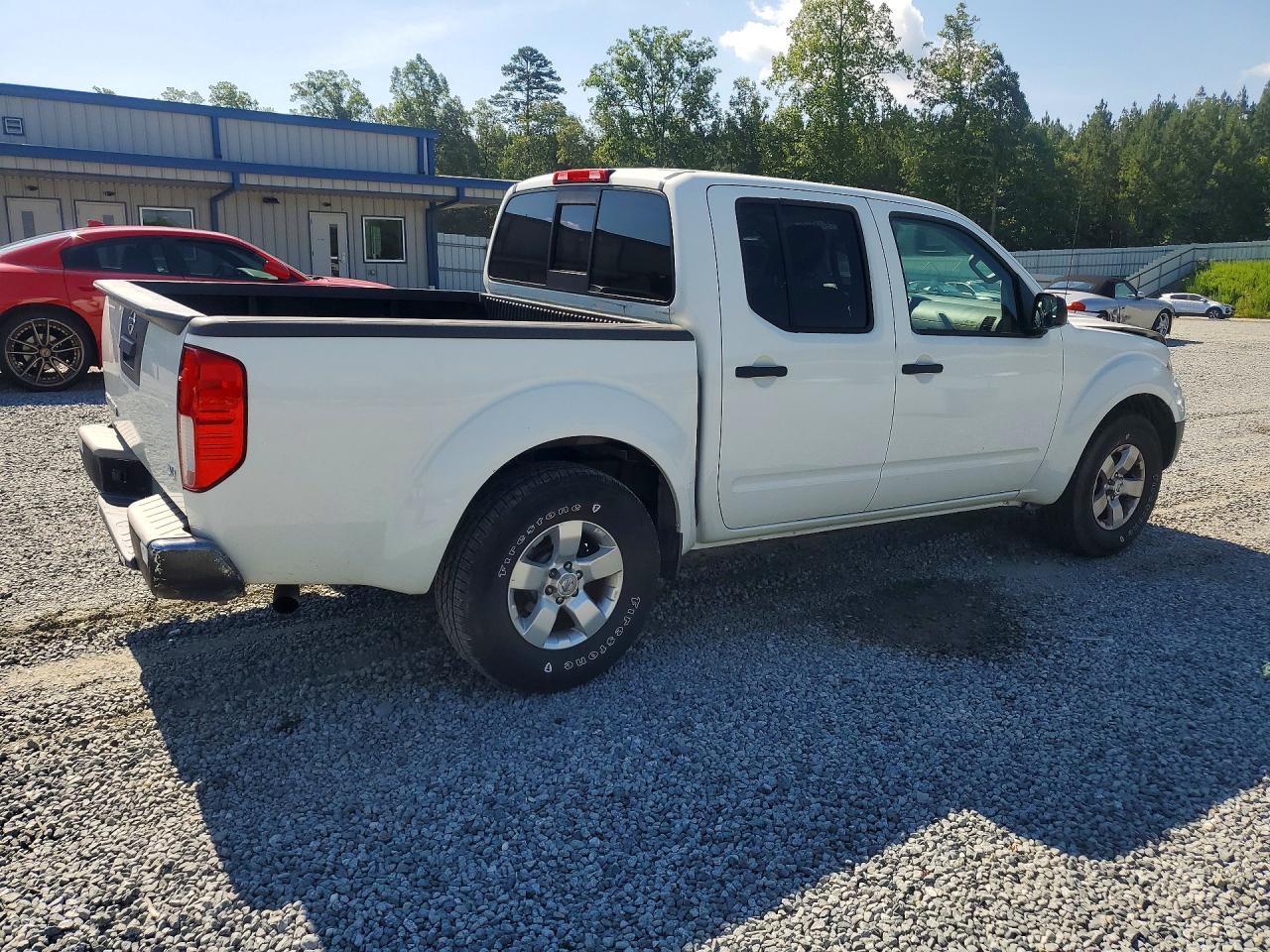 2014 NISSAN FRONTIER