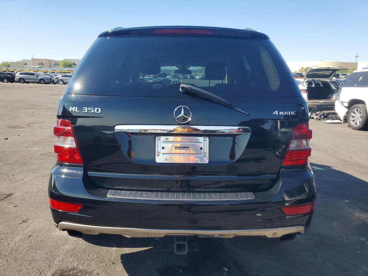 2011 MERCEDES-BENZ M-CLASS