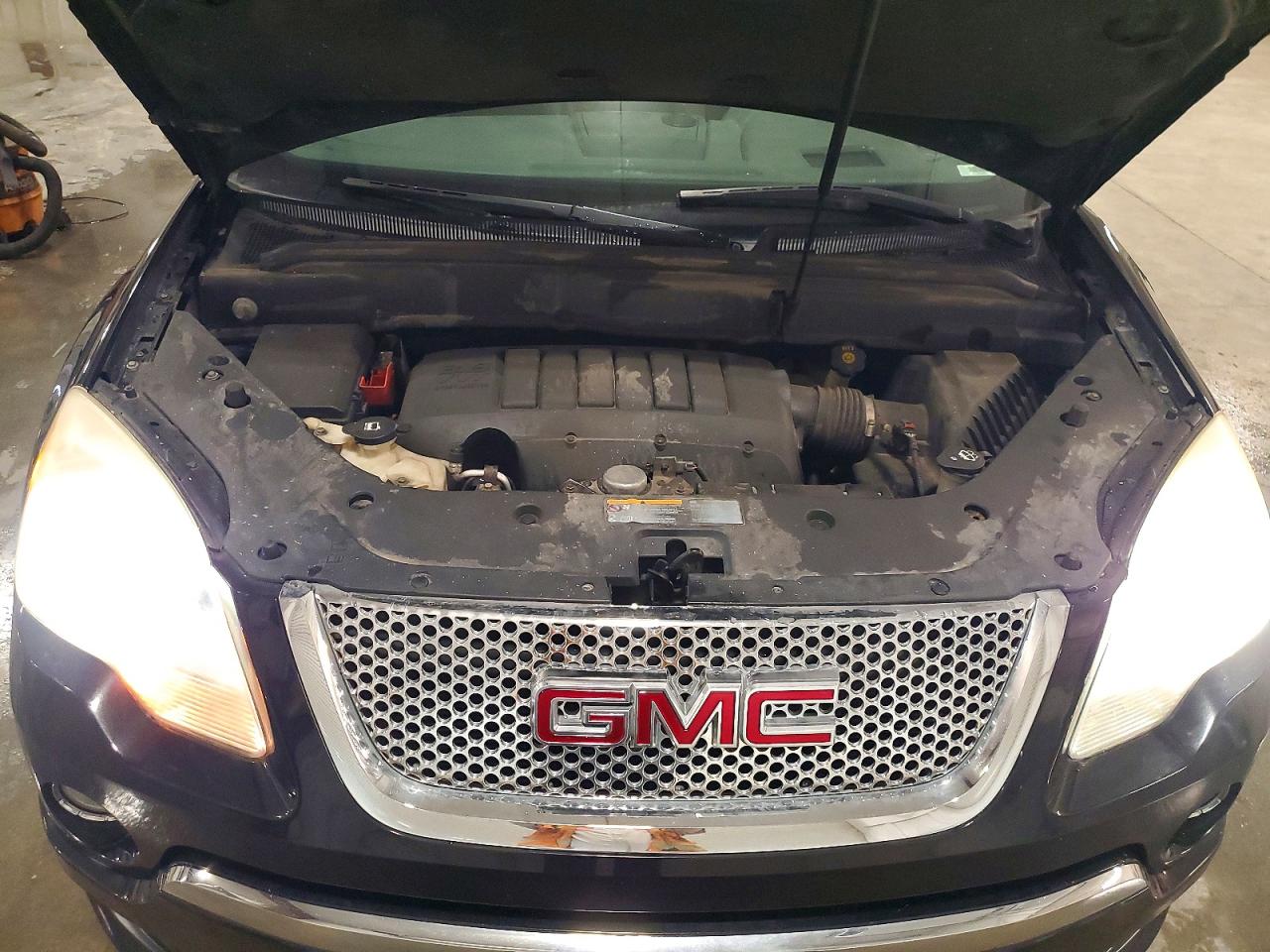 2012 GMC ACADIA DEN