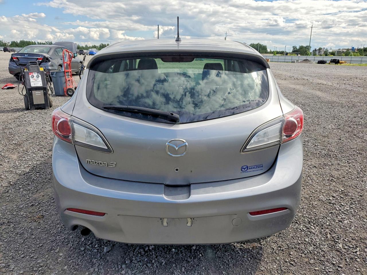 2013 MAZDA 3