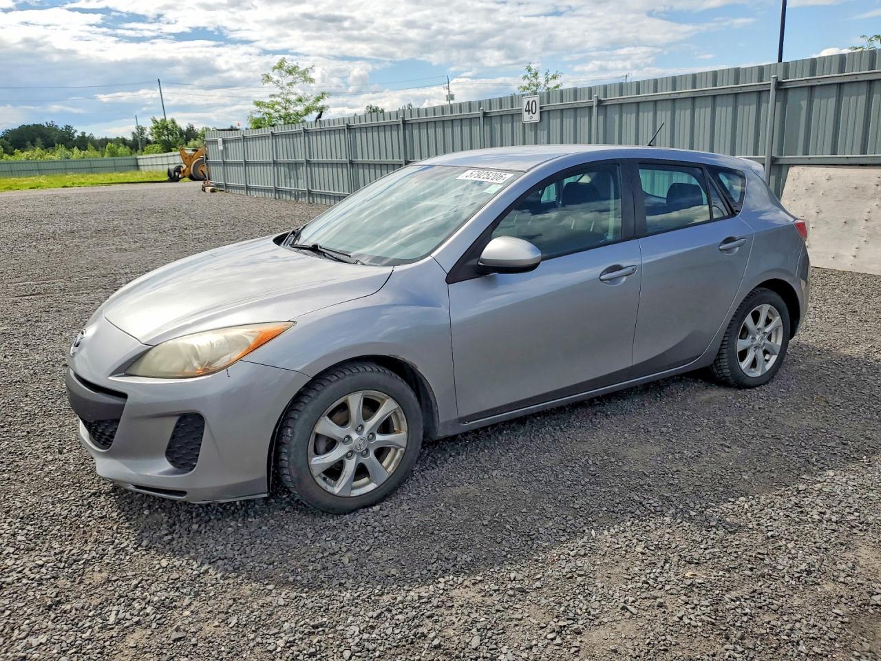 2013 MAZDA 3