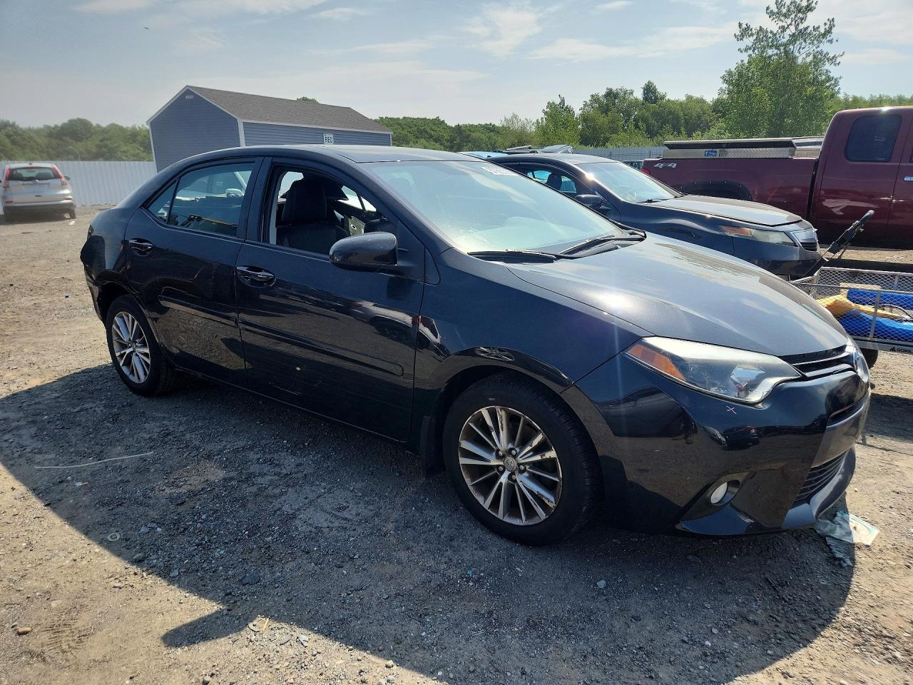 2015 TOYOTA COROLLA