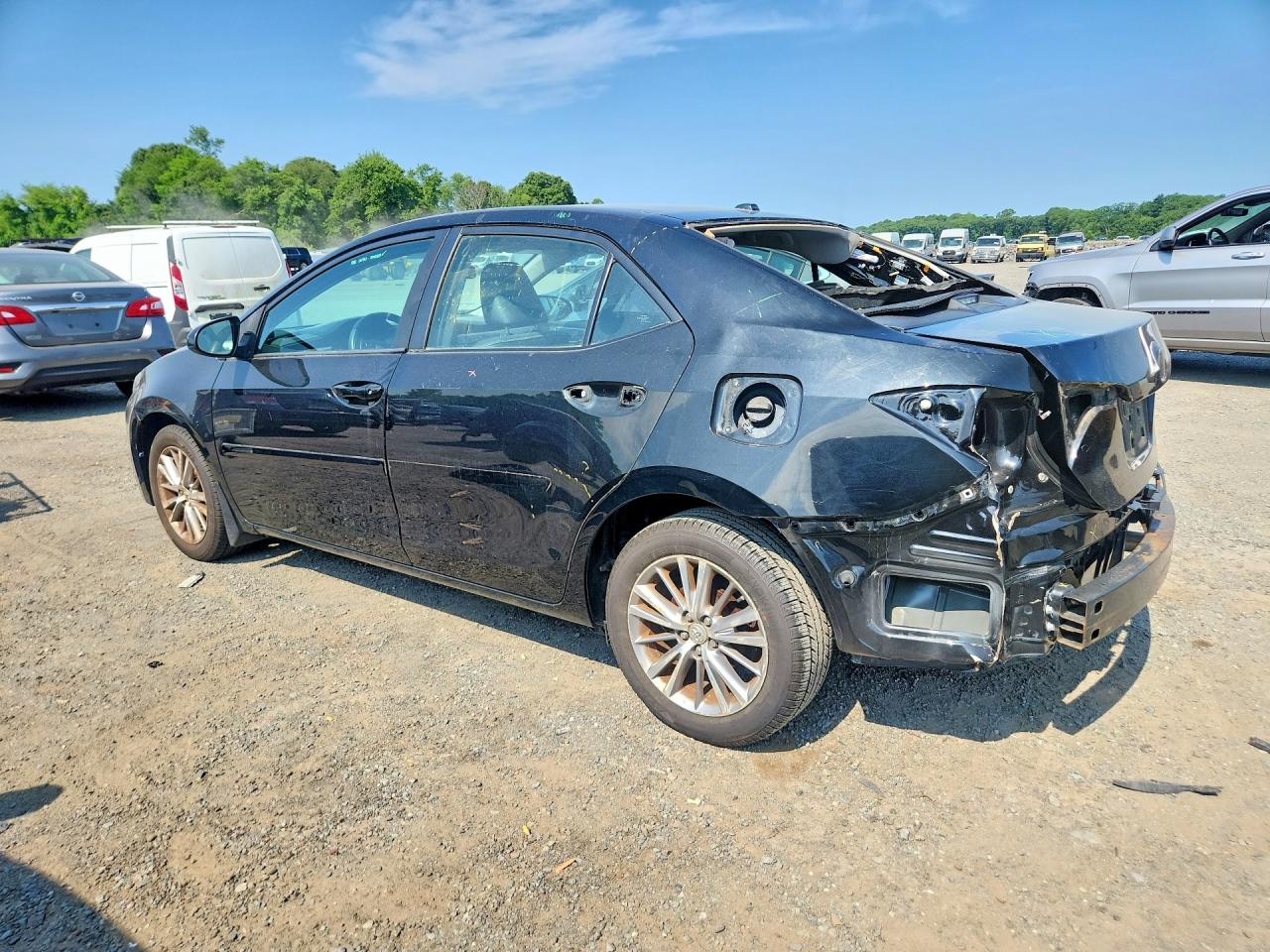 2015 TOYOTA COROLLA