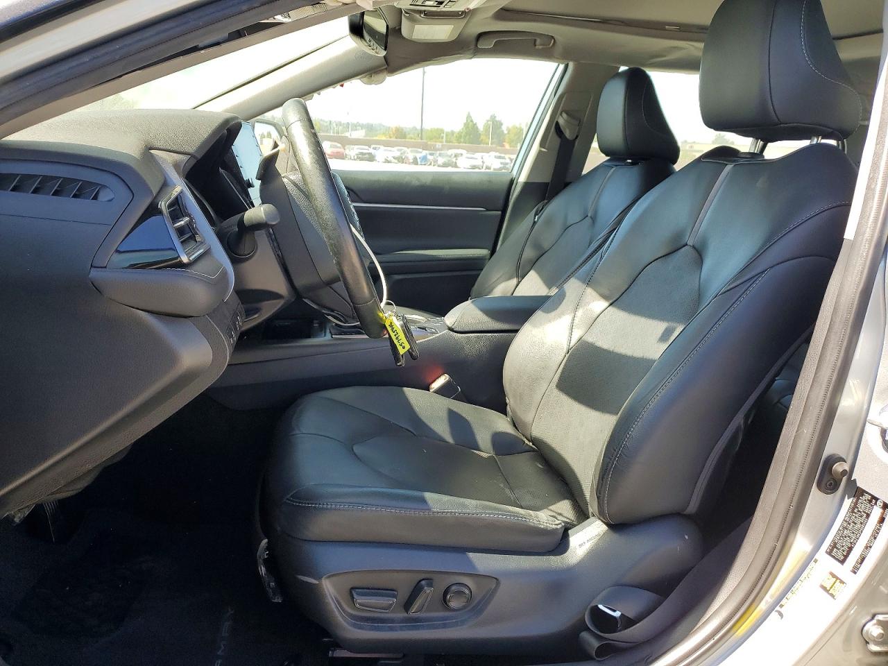 2023 TOYOTA CAMRY