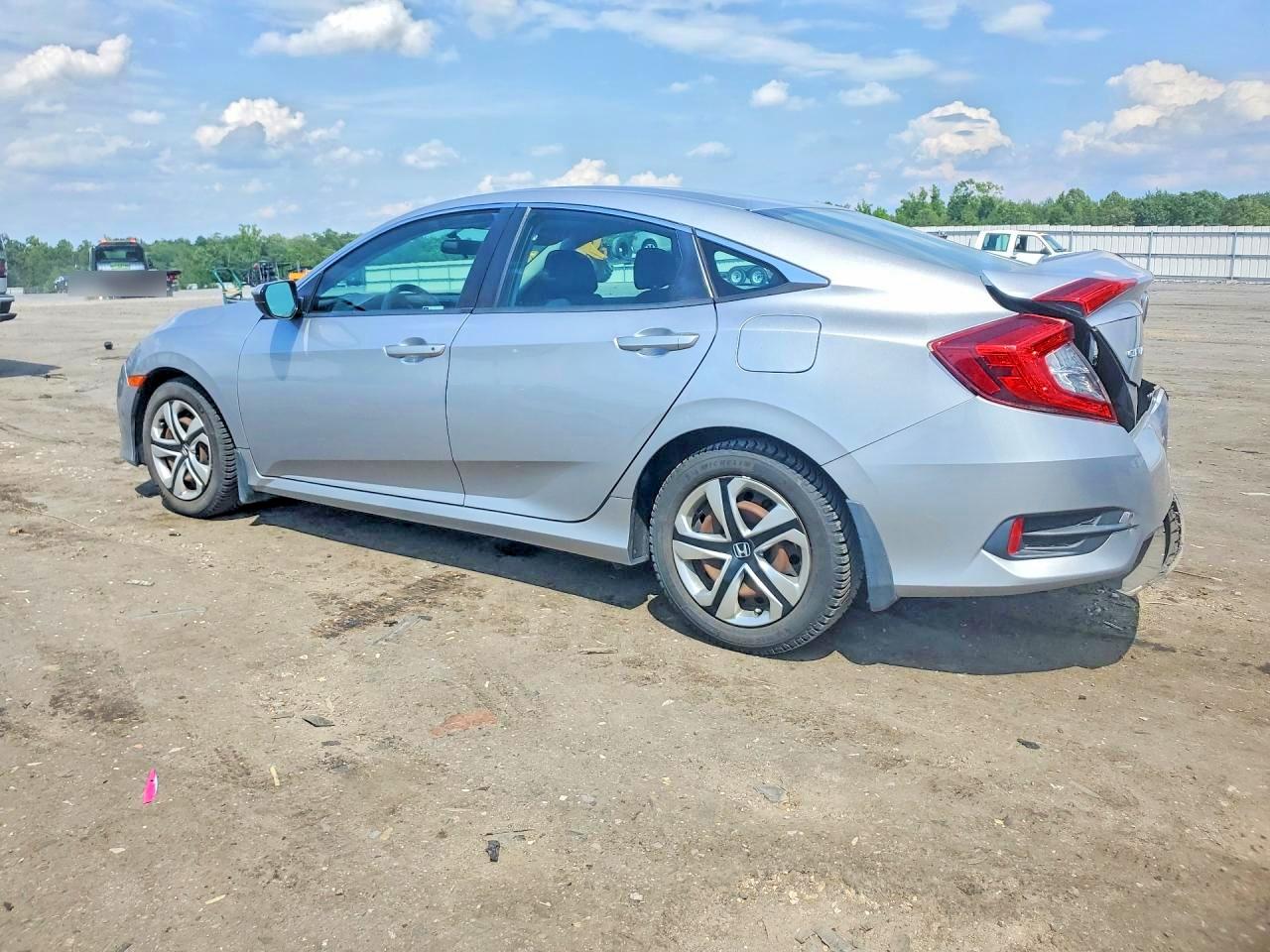 2018 HONDA CIVIC