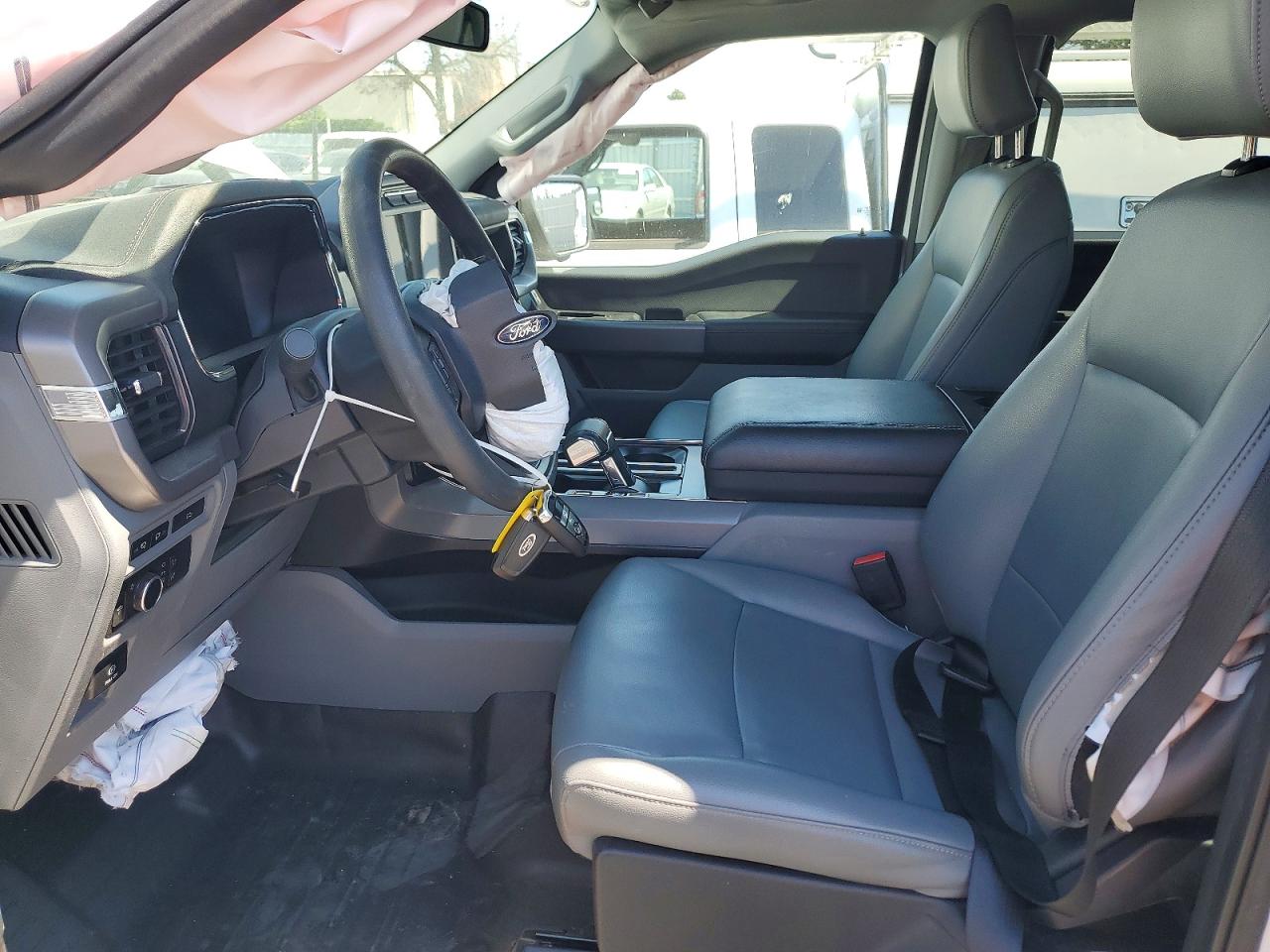 2024 FORD F150