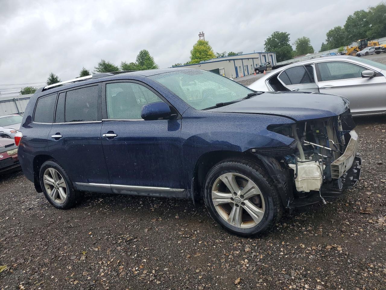 2011 TOYOTA HIGHLANDER
