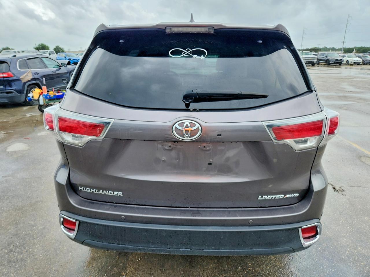 2015 TOYOTA HIGHLANDER