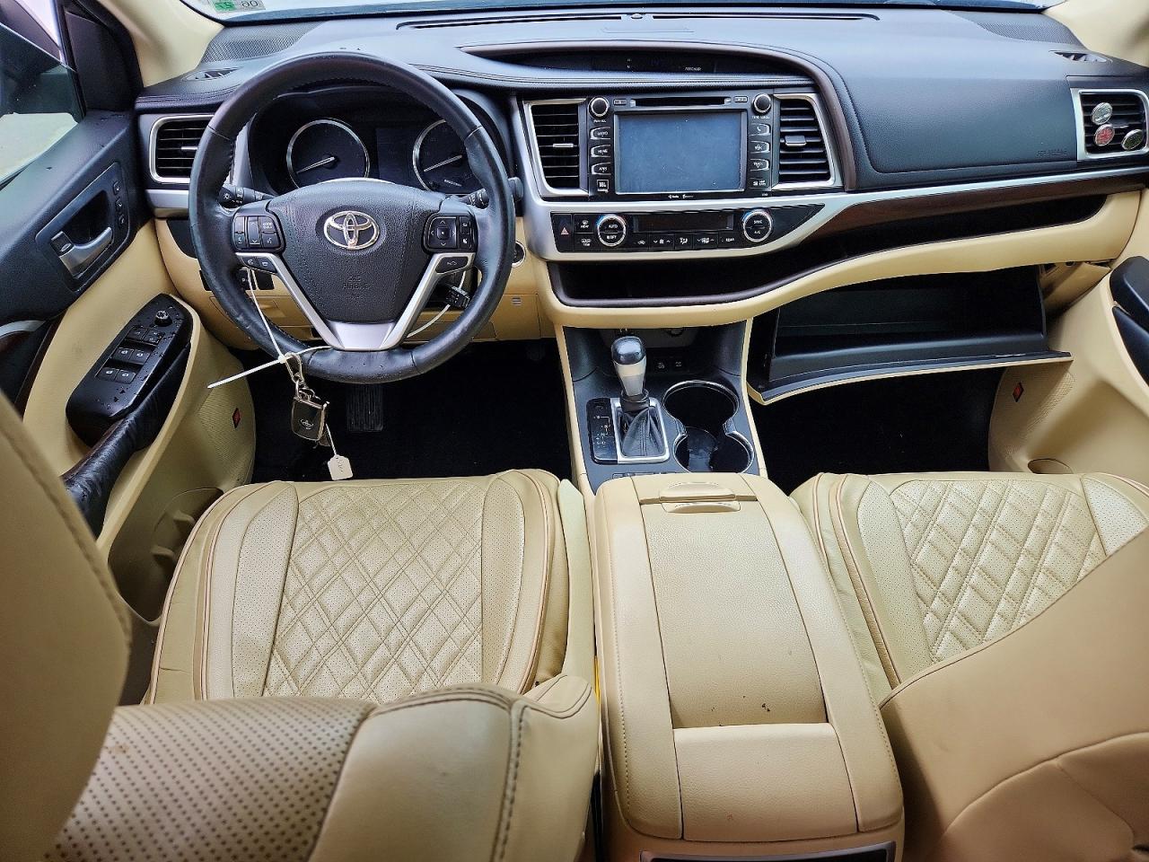 2015 TOYOTA HIGHLANDER