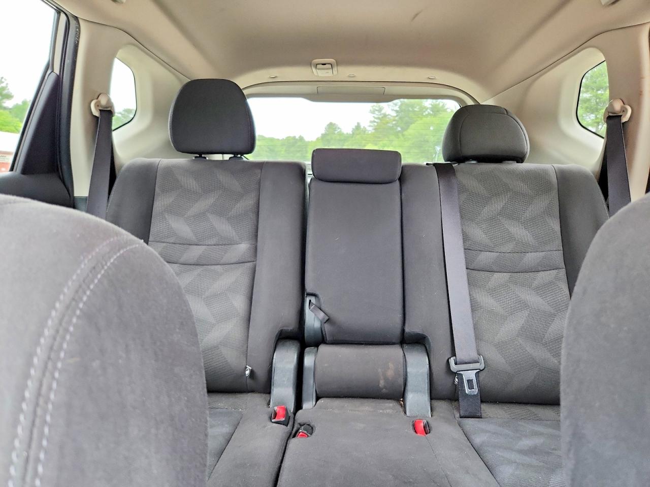 2016 NISSAN ROGUE