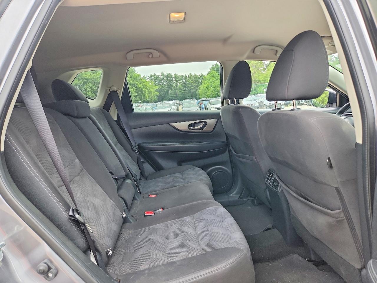 2016 NISSAN ROGUE