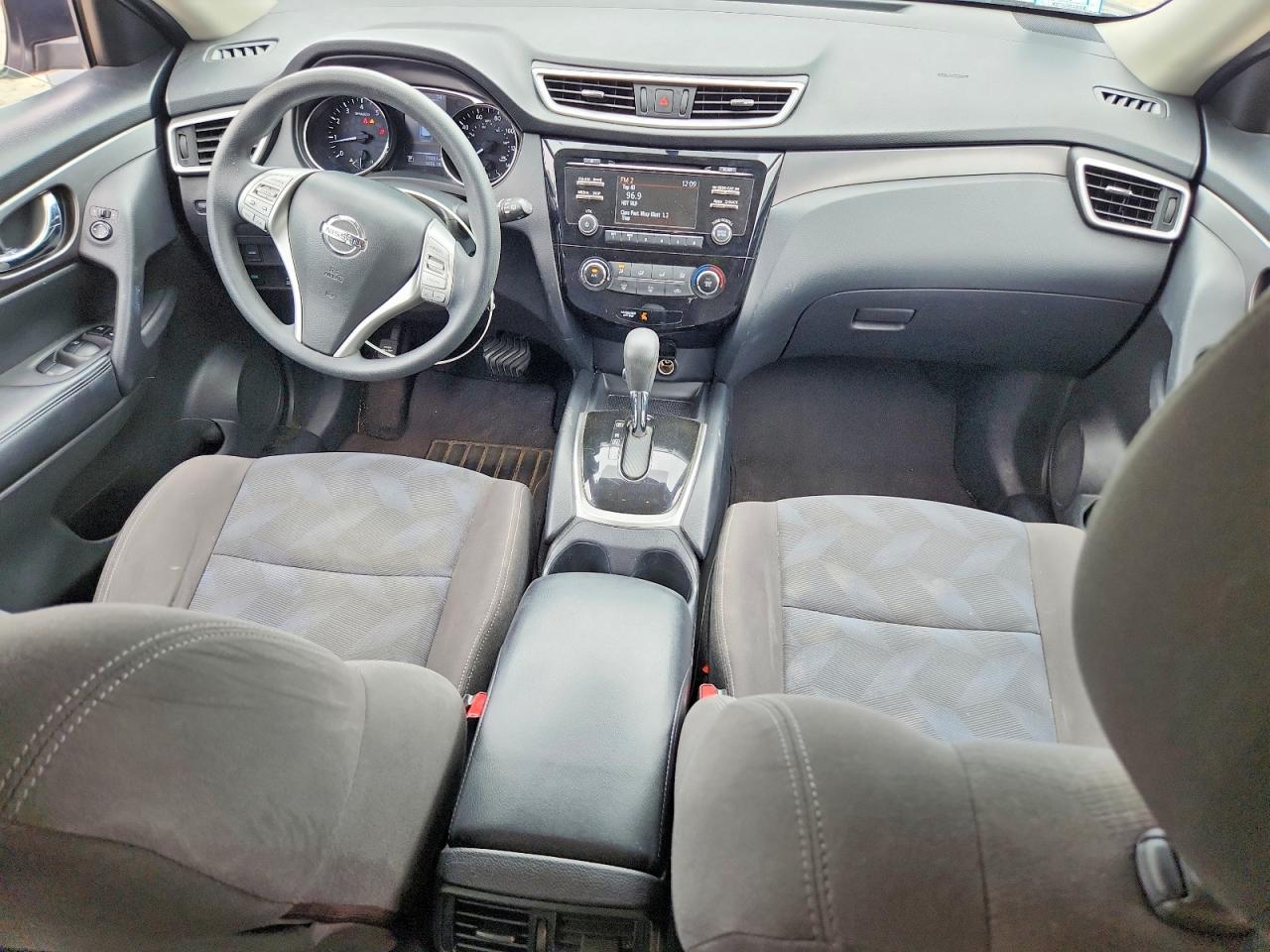 2016 NISSAN ROGUE