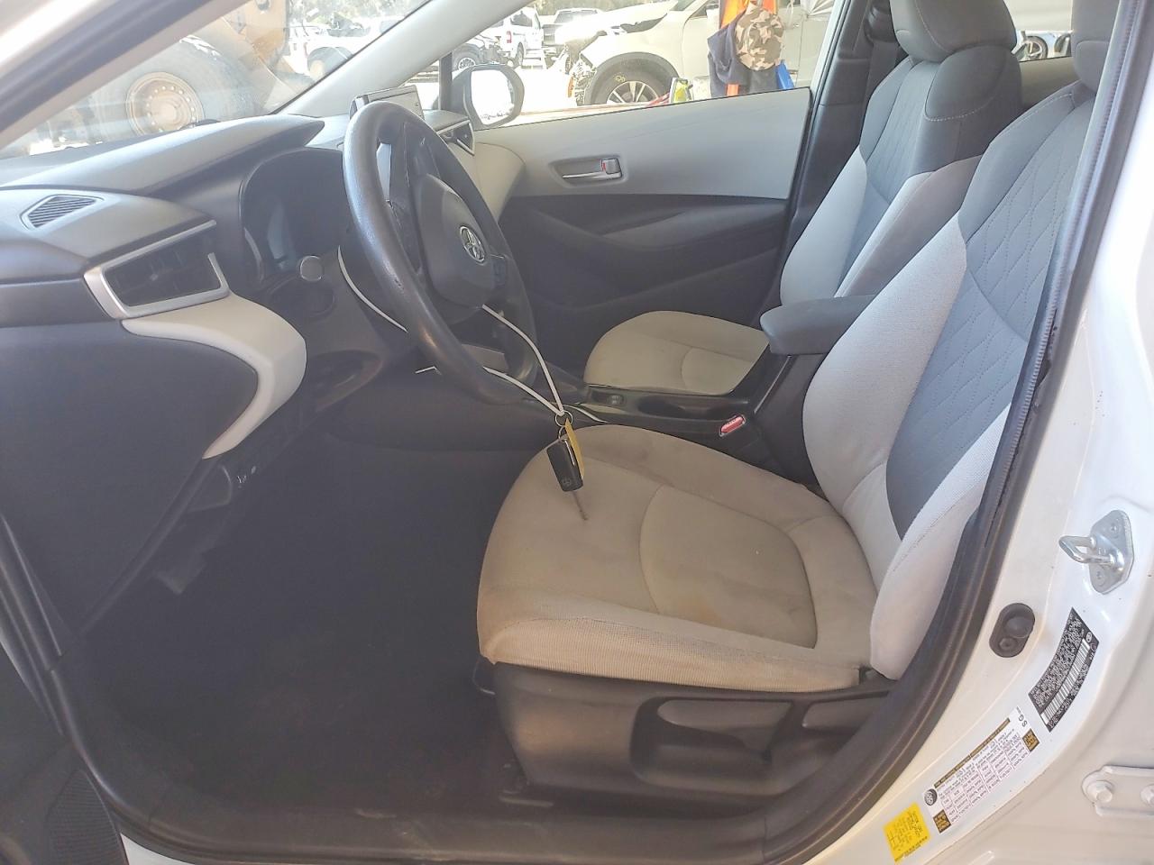 2021 TOYOTA COROLLA
