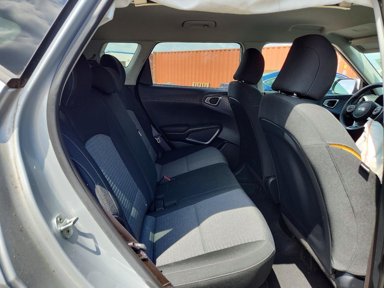2021 KIA SOUL