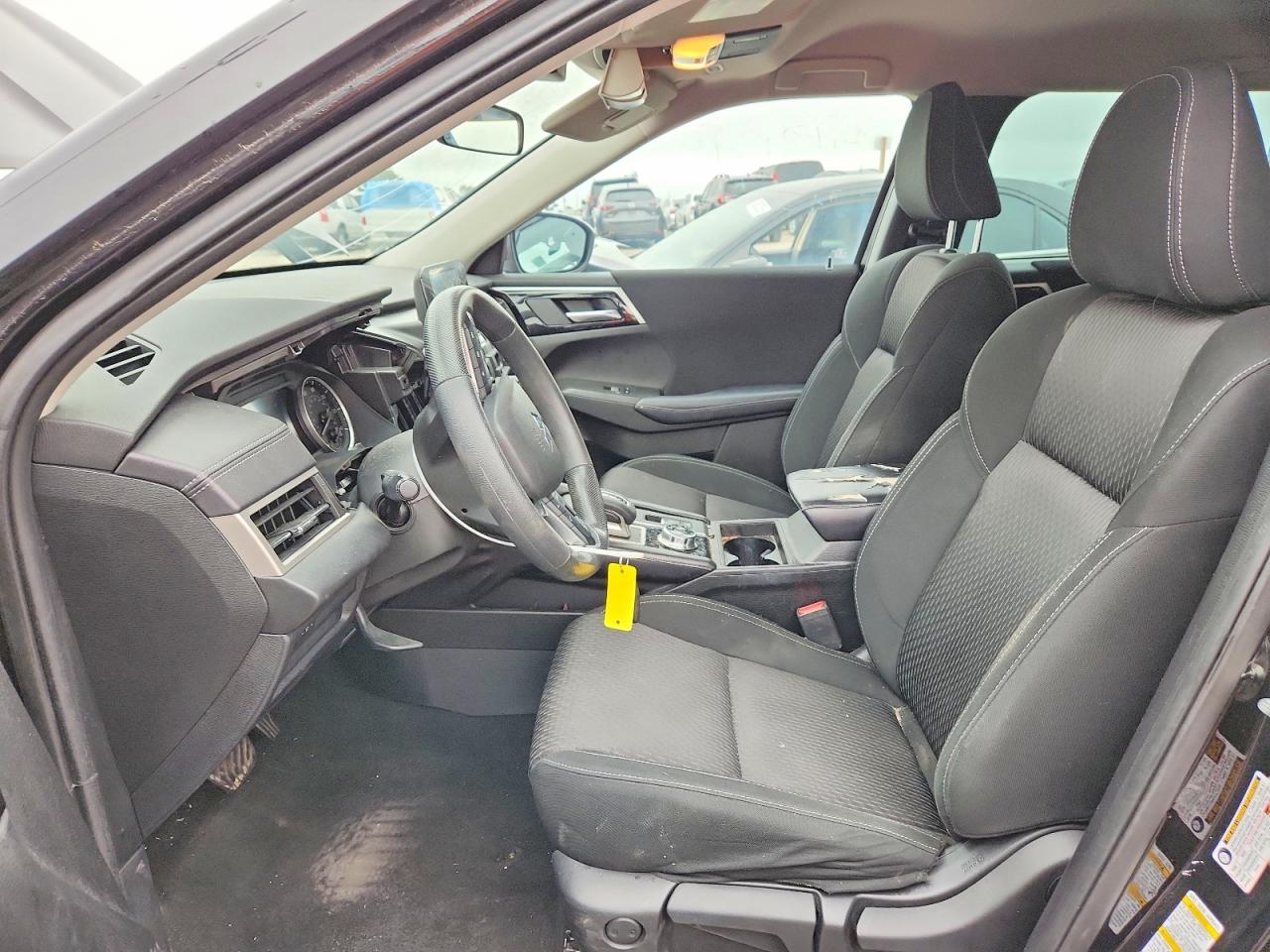 2023 MITSUBISHI OUTLANDER