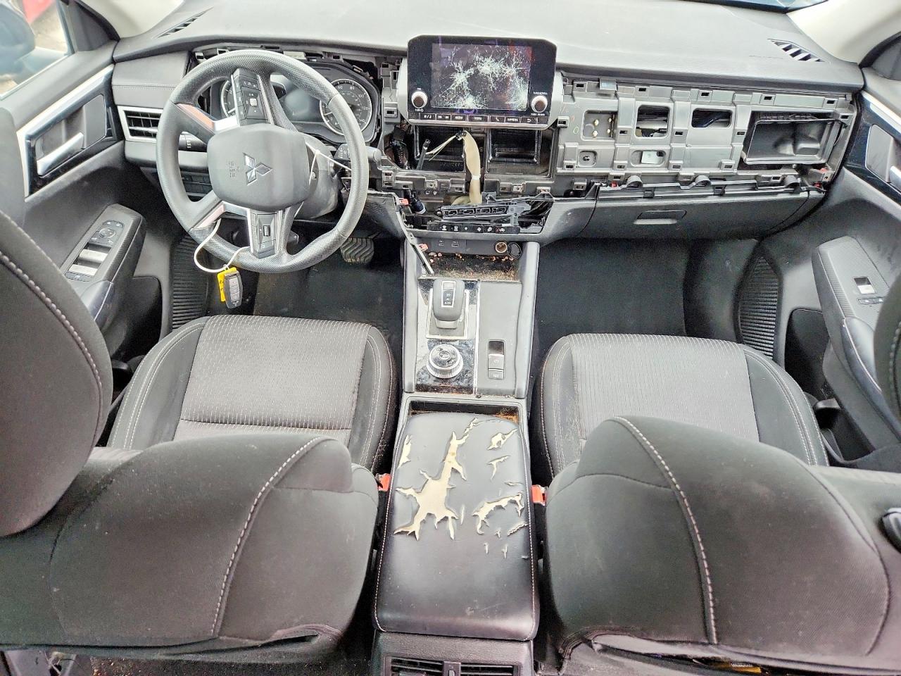 2023 MITSUBISHI OUTLANDER