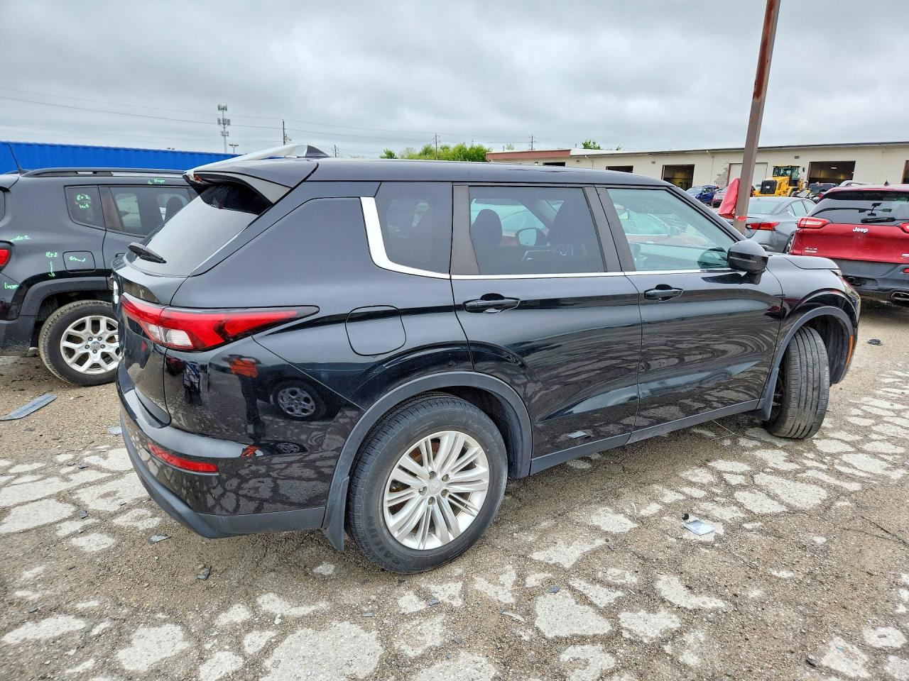 2023 MITSUBISHI OUTLANDER