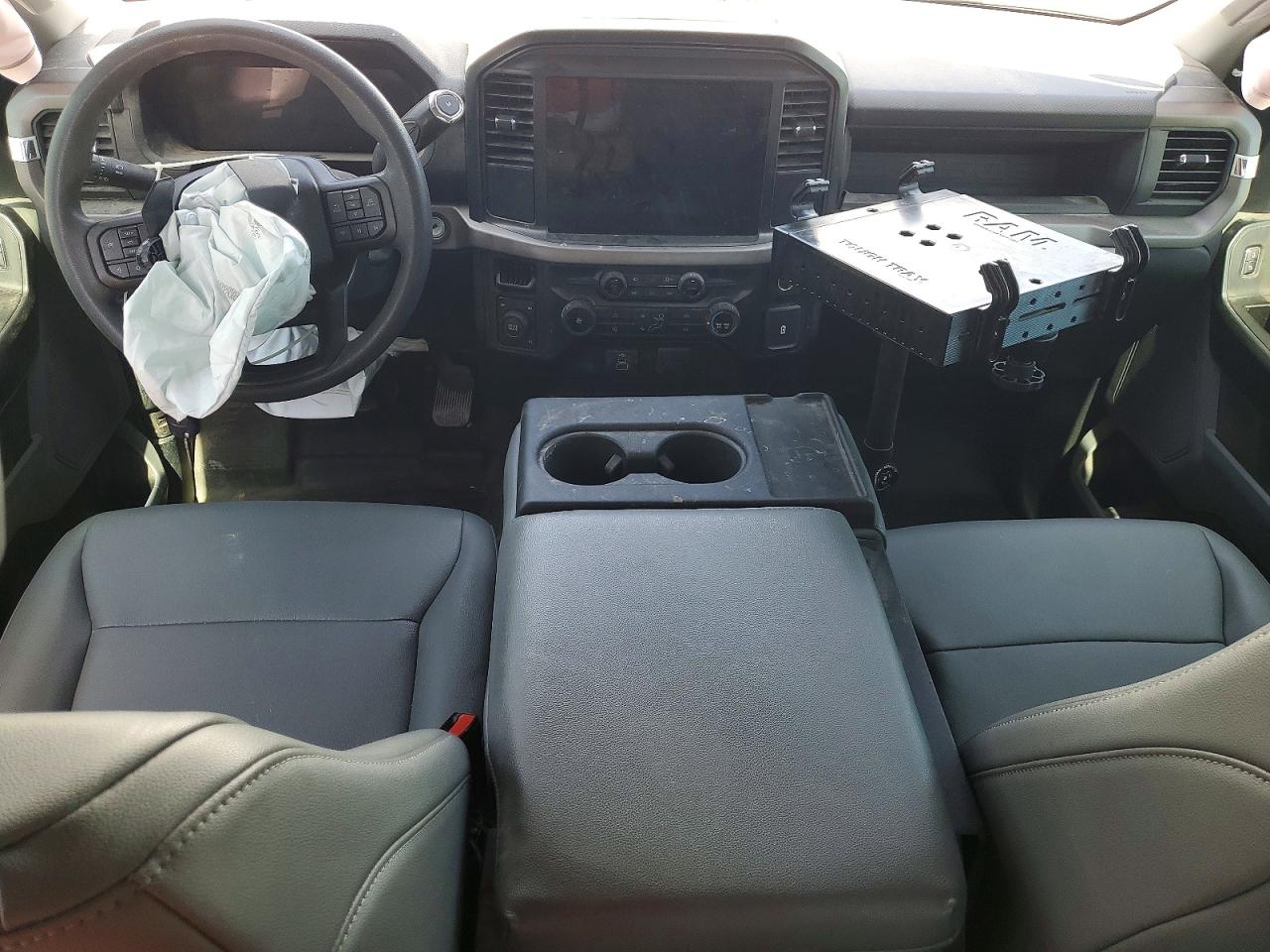 2025 FORD F150
