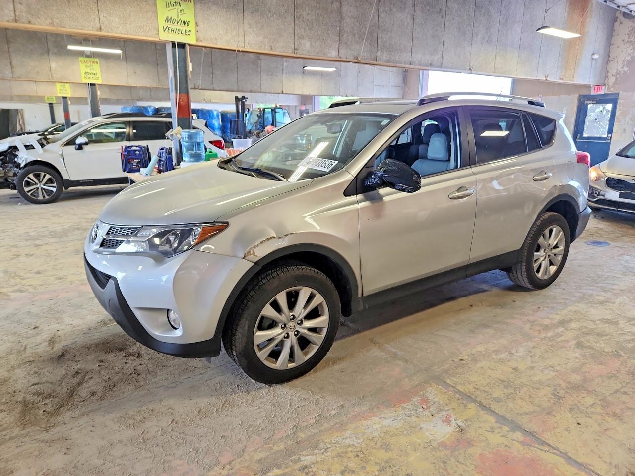 2014 TOYOTA RAV4
